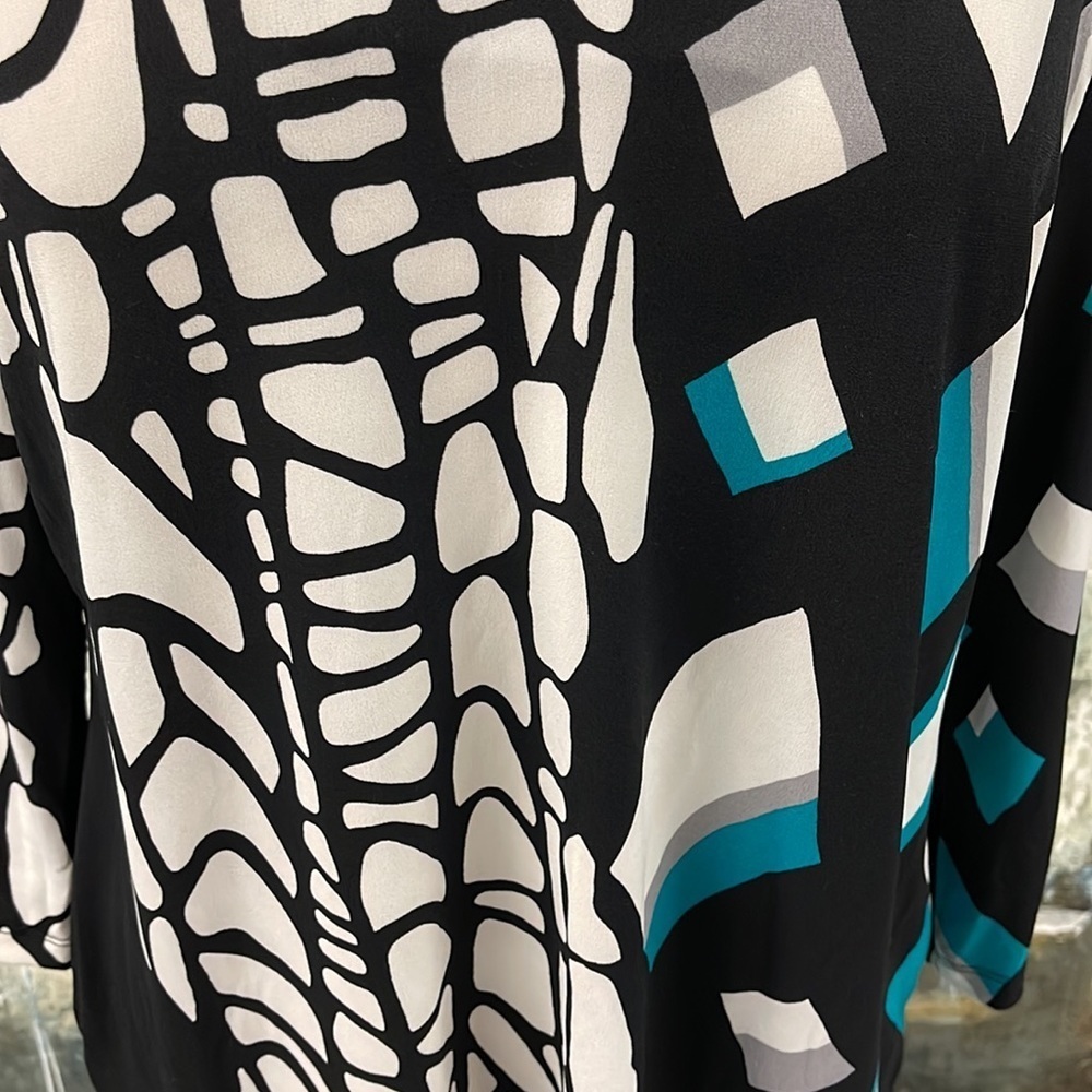 JM Collection Blouse - Picture 3 of 5